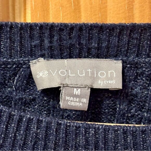 Evolution by Cyrus Blue Asymmetric Cable Knit Sweater Size Medium - Picture 3 of 4
